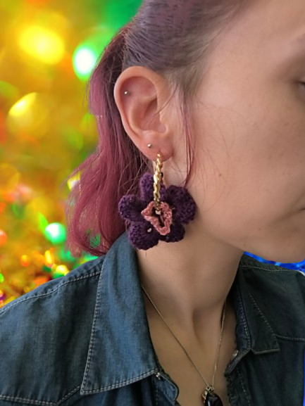 Boucles d'Oreilles "Pensée Mystique" | Fleur Double Crochet Violet & Rose