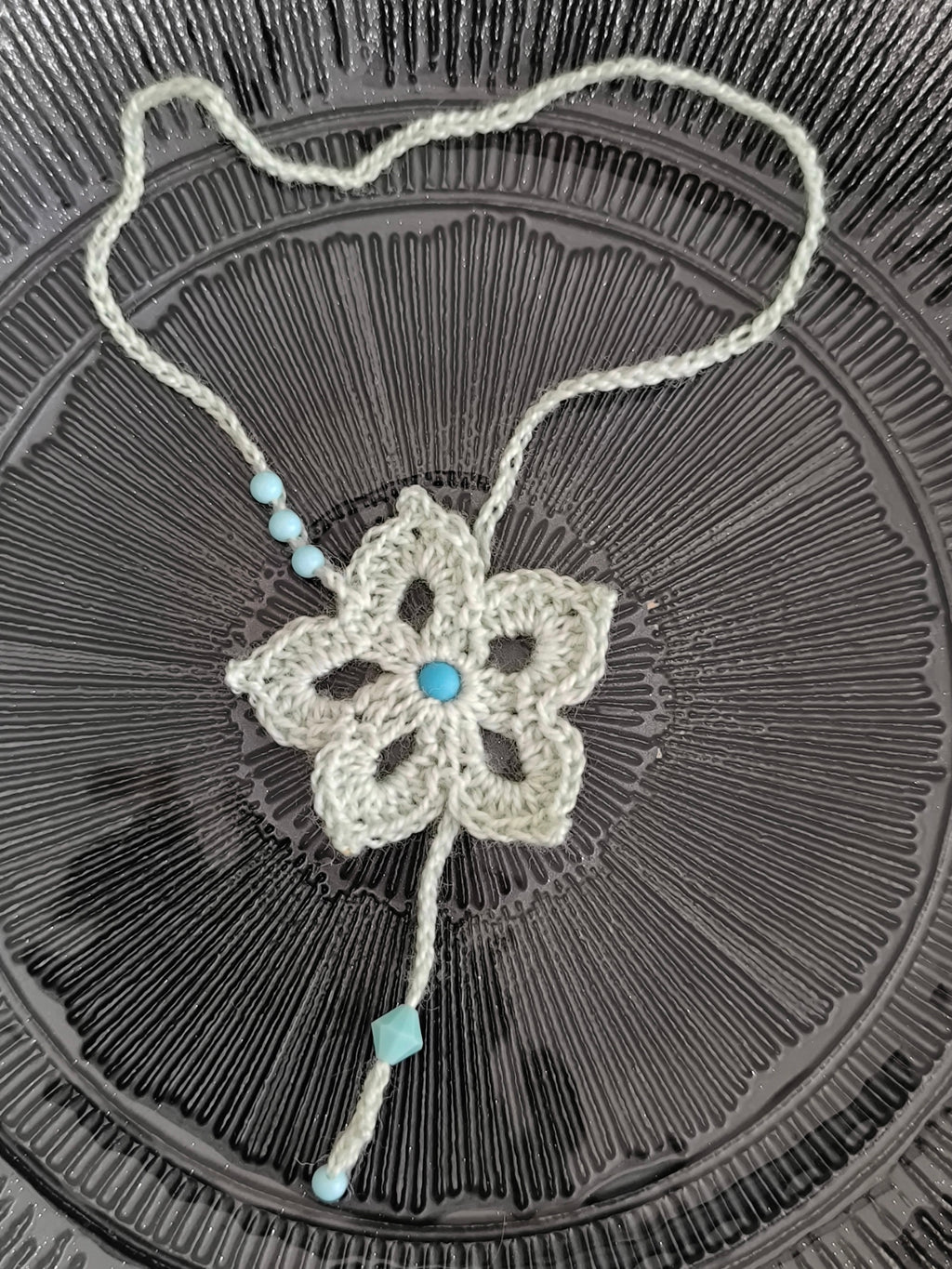 Collier Fleur au Crochet "Aqua Bloom" | Fait Main & Perle Turquoise
