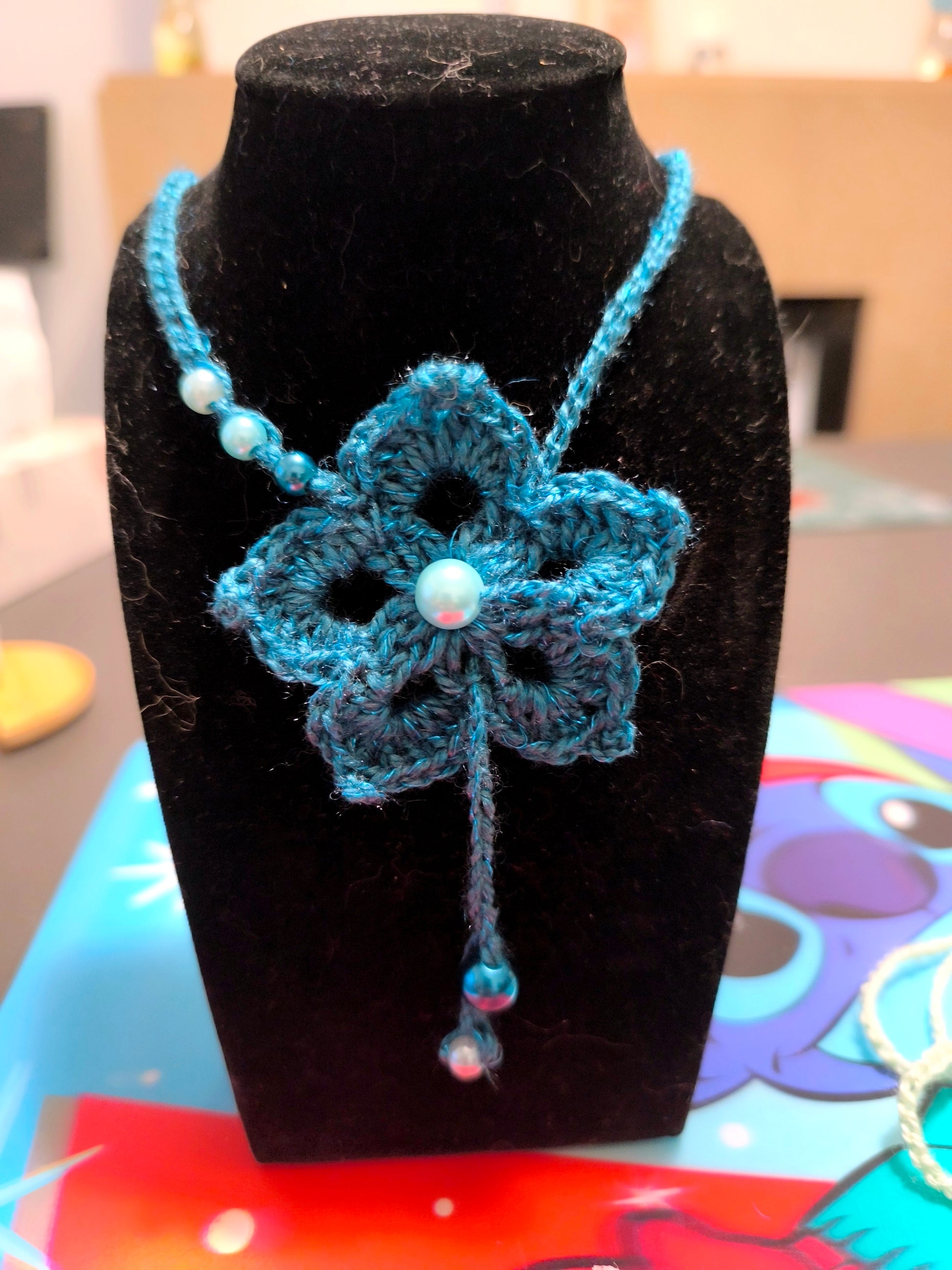 Collier Fleur au Crochet "Aqua Bloom" | Fait Main & Perle Turquoise