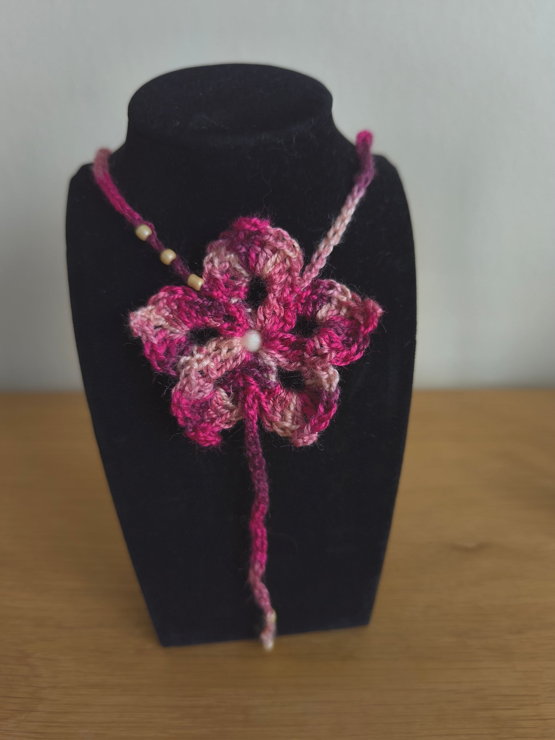 Collier Fleur au Crochet "Aqua Bloom" | Fait Main & Perle Turquoise