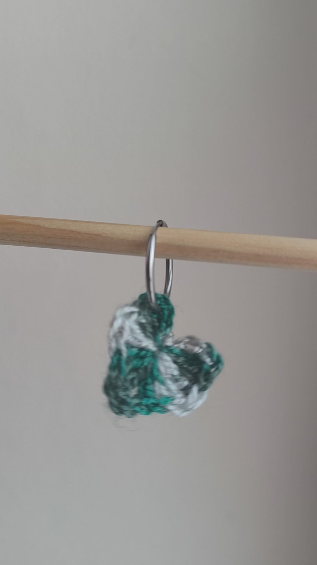 Boucles d’oreilles créoles coeur rock & girly